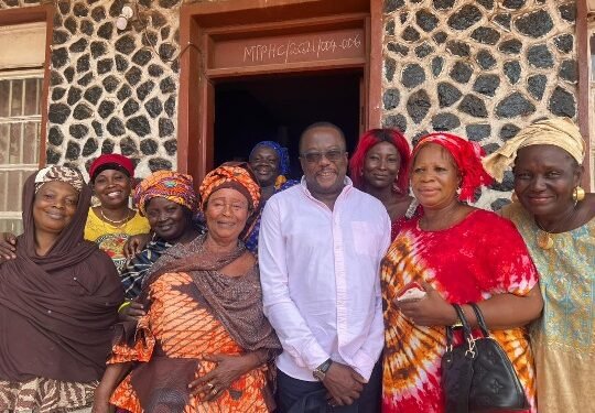 Amb Omrie Golley Donates Ramadan Iftar To APC Freetown East Chairladies