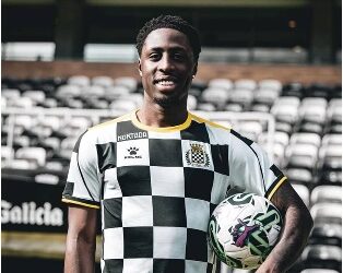 Osman KaKay Signs with Boavista Futebol Clube