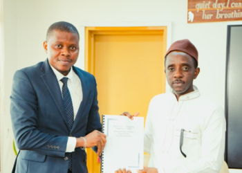 Information Minister Receives SLBC Reform Documents From MRCG