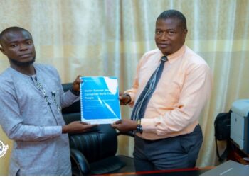 ACC Recieves UNODC Youth Report on corruption from Zero Corruption campaign